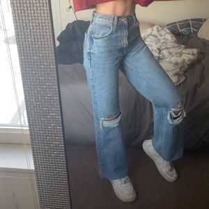 ✨SOLD ✨Zara Wide Leg Jeans with Unfinished Hem